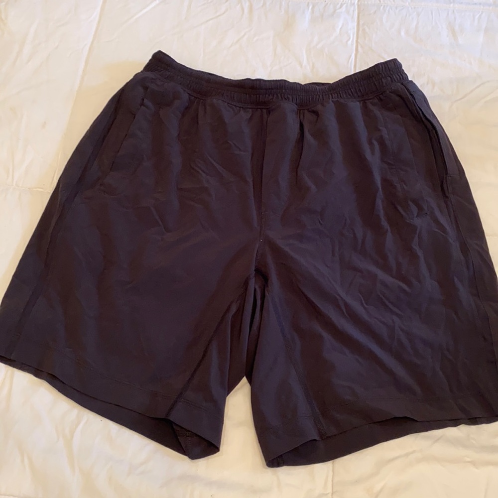 Lululemon pace breaker short size XL 9” inseam